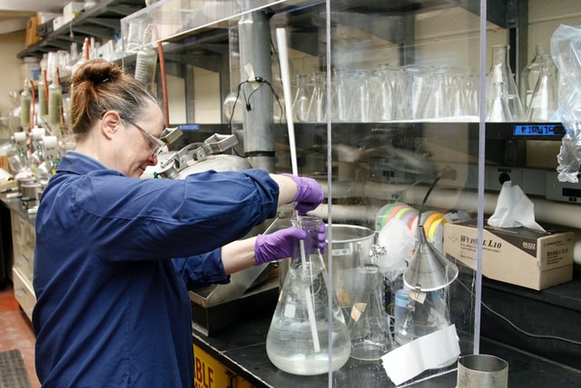 Discovery Life Sciences wird mit der Übernahme der in Europa ansässigen East West Biopharma zum globalen Marktführer für Bioproben